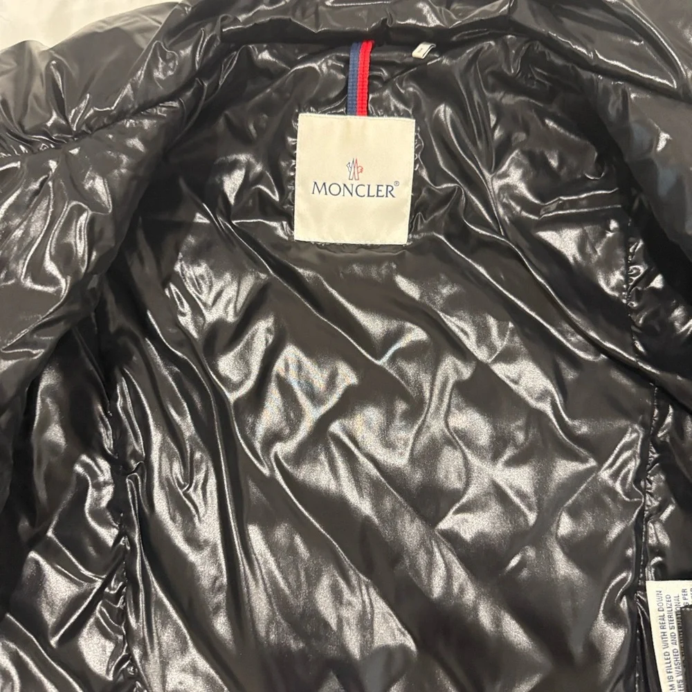 Moncler Shiny Black Women's Puffer Jacket - Picture 6 of 9
